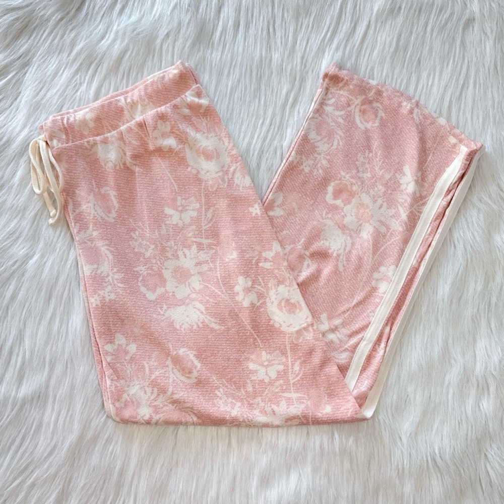 Lucky Brand pink and cream floral pajama pants